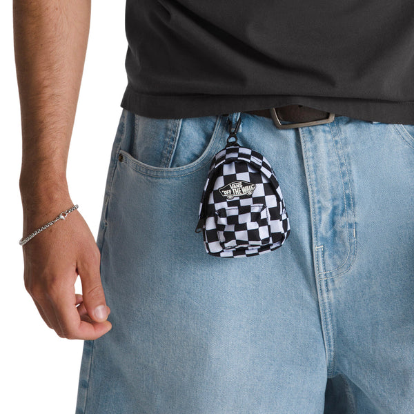 Llavero Micro unisex color blanco y negro